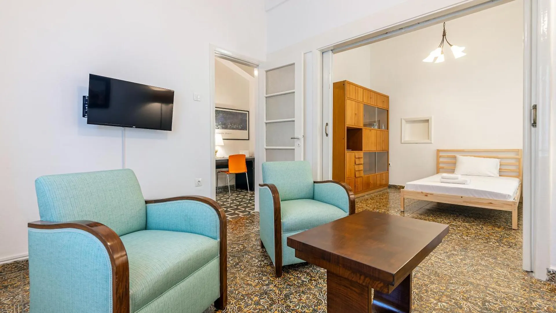 Amazing Centrally Located Apartment Heraklion  Holiday home Heraklion (Crete)